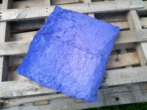 Cushion cover in crushed purple velvet