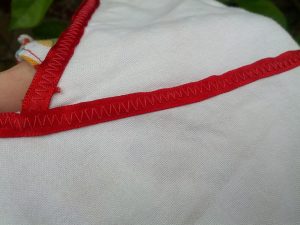 Ribbon with zigzag stitching